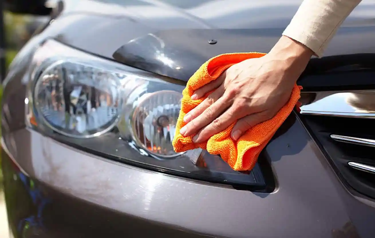 How to clean car headlights