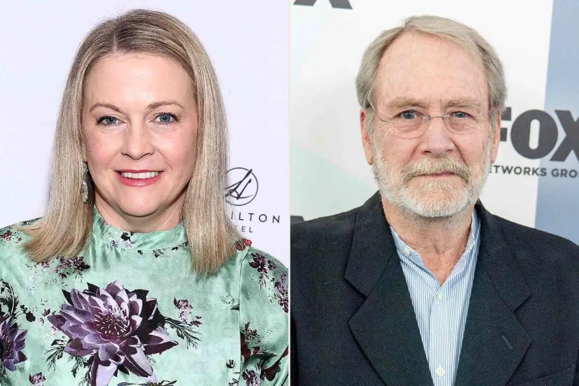 Melissa Joan Hart Remembers ‘Sabrina the Teenage Witch’ Costar Martin Mull ArticlePure