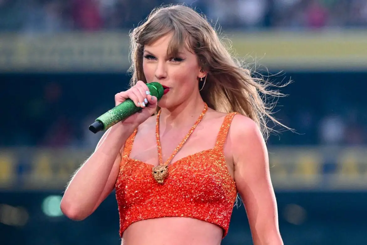 How Taylor Swift Gave a Nod to Travis Kelce During Dublin Eras Show ArticlePure