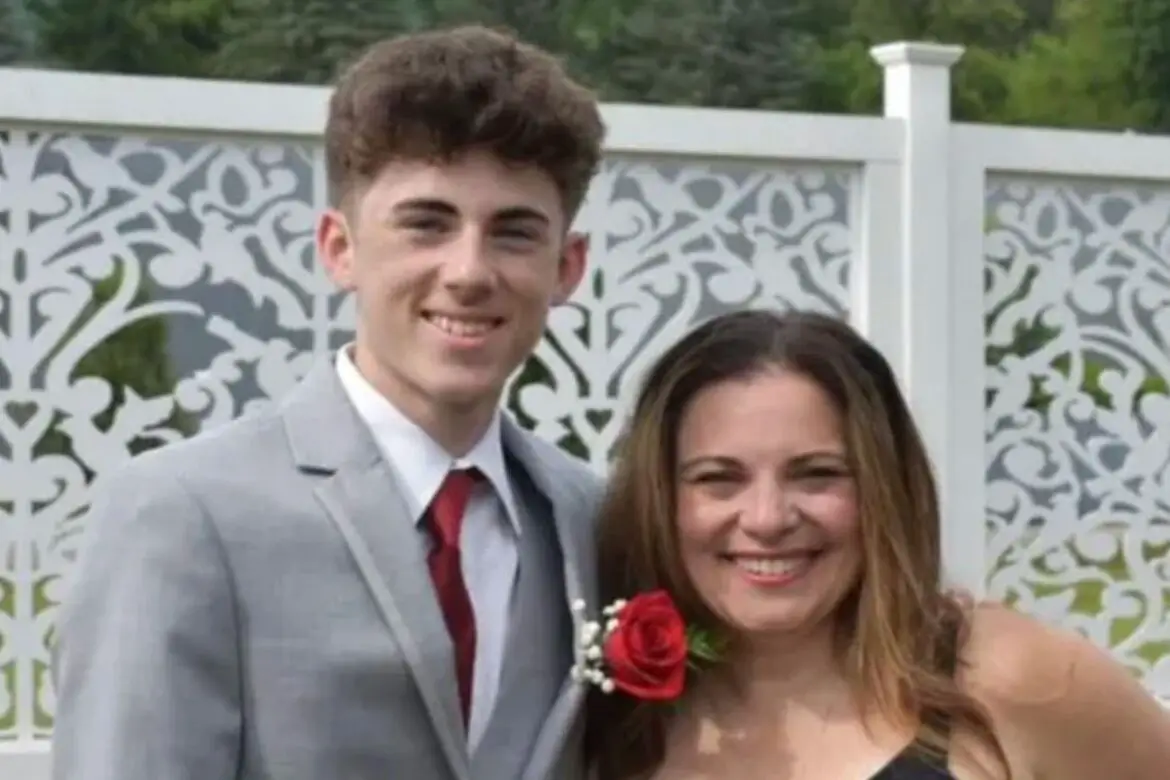 18-Year-Old Son, Mom Die in Crash While Returning from Orientation ArticlePure