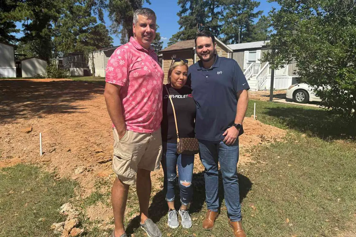 Woman Gets New Home Thanks to Man She Rescued (Exclusive) ArticlePure