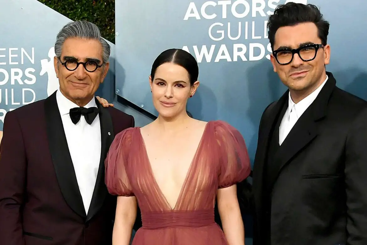 Schitt’s Creek’s Emily Hampshire Predicts Eugene, Dan Levy Will Be ‘Best Emmys Hosts’ (Exclusive) ArticlePure