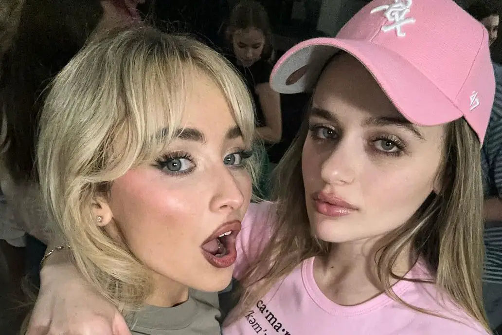 Why Joey King Says She ‘Cried’ Watching Bestie Sabrina Carpenter Perform ArticlePure