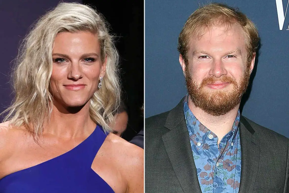 SNL’s Lindsay Shookus on Comic Who Auditioned Naked and Didn’t Get the Gig ArticlePure