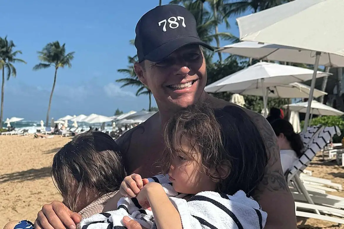 Ricky Martin Snuggles His 2 Younger Kids Lucia and Renn in Rare Photo ArticlePure