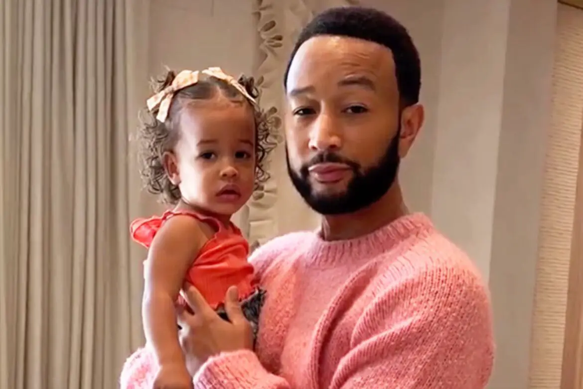 John Legend Wears Flare Jeans for Super Bowl Dance with Daughter Esti ArticlePure