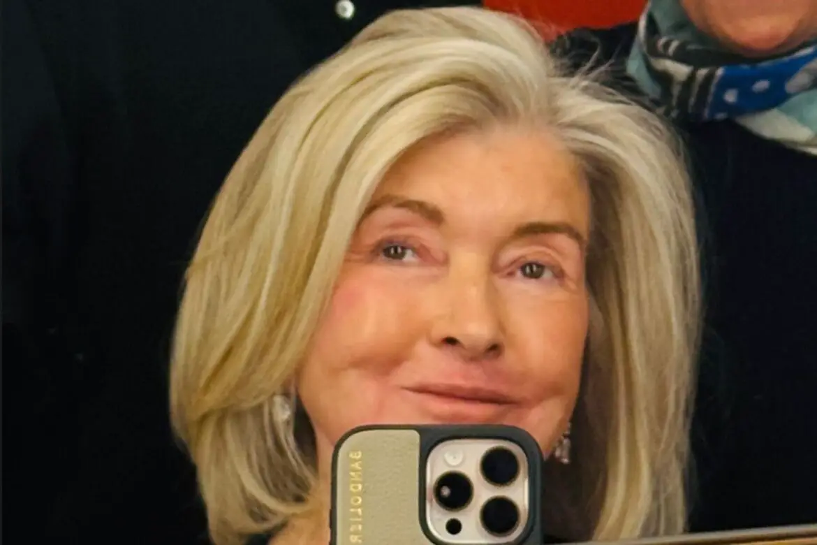 Martha Stewart Goes Makeup-Free to Show Off New Haircut ArticlePure