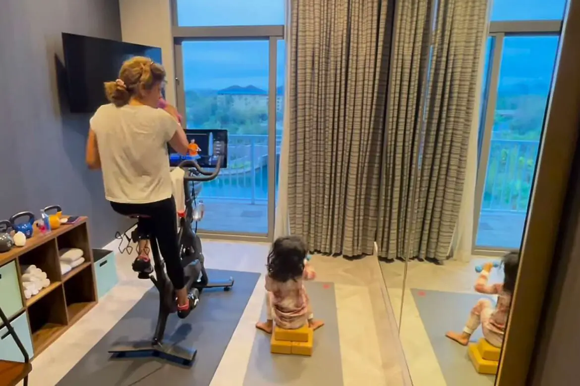 Hoda Kotb Adorably Works Out Alongside Daughter, Who Has Mini Barbells ArticlePure