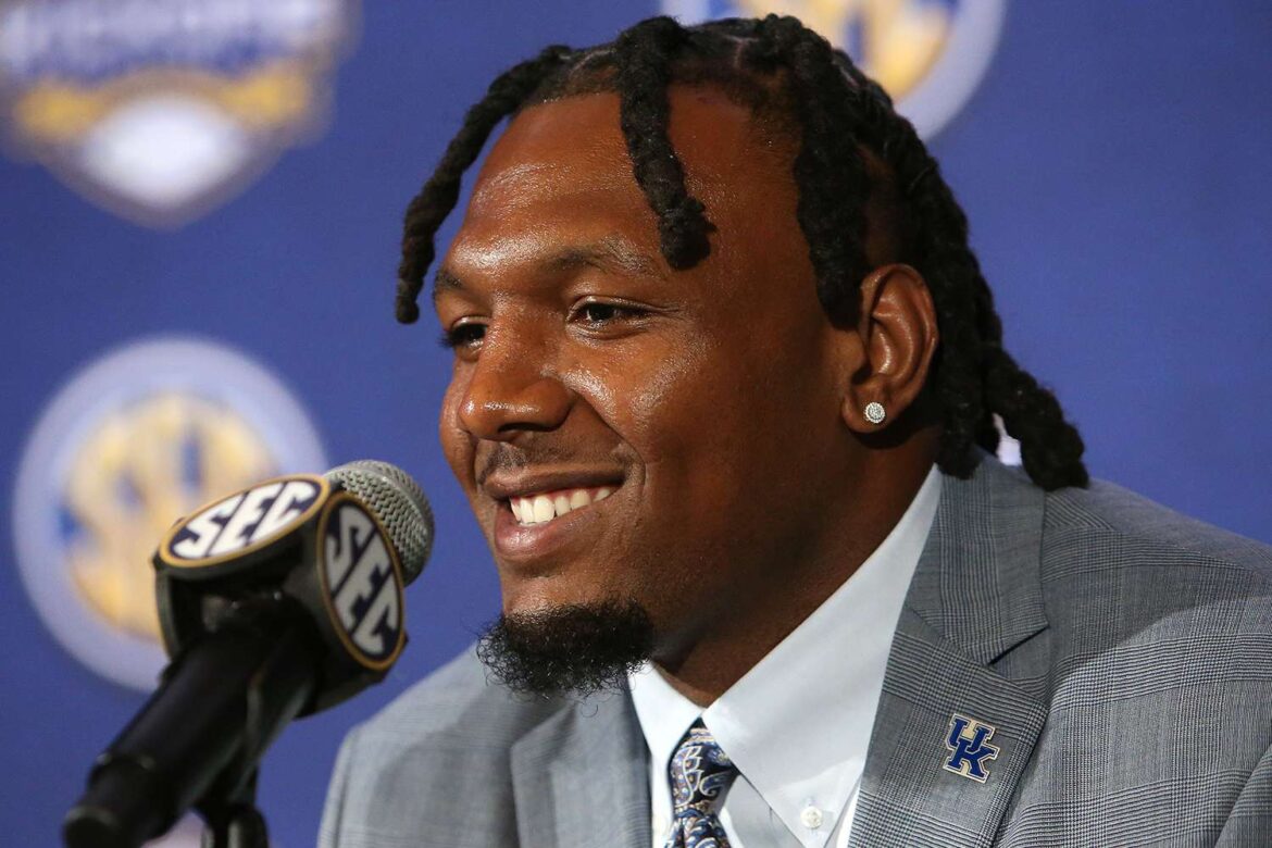 NFL Rookie With 6 Fully-Functioning Fingers is Living His ‘Dream’ (Exclusive) ArticlePure